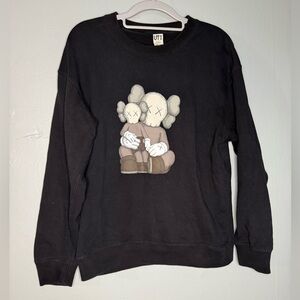 KAWS x Uniqlo Longsleeve Sweatshirt in black